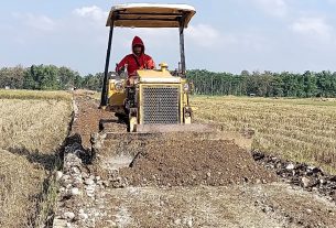 Berkat Loader Pekerjaan Makin Cepat Sehingga Target Semakin Dekat