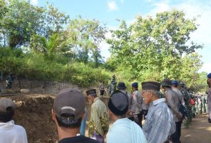 Cek Kesiapan Personel dan Materiil, Komandan SSK TMMD Ke 111 Kodim 1407 bone Pimpin Apel Pagi.