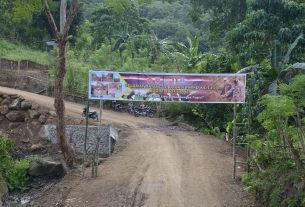 Para Anggota Satgas Rombongan Menuju Lokasi TMMD.