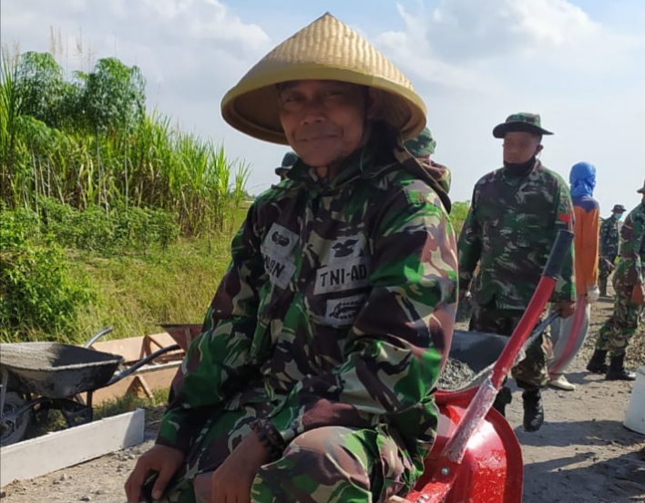 Senyuman Manis Sertu Imron