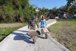 Butuh Perjuangan Dari Lokasi Pembuatan Adonan Beton Menuju Lokasi Betonisasi Jalan