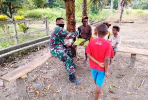 Selama TMMD, Satgas TMMD Kodim Sarmi Ciptakan Hubungan Baik dengan Warga Kp. Dorba