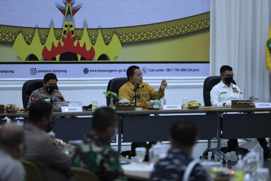 Gubernur Lampung Evaluasi Pelaksanaan Vaksinasi bersama Bupati dan Walikota
