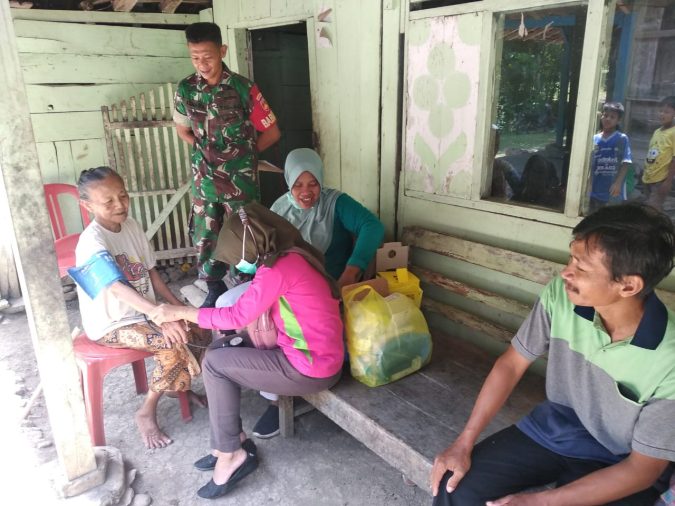 Beri Rasa Aman Koramil Juwangi Kawal Vaksinasi