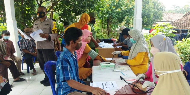 Warga Kampung Gedung Rejo Antusias jalani Vaksin Covid-19