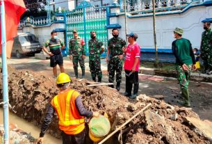 Dandim Solo Sidak ke Karya Bakti Daerah di Kecamatan Serengan