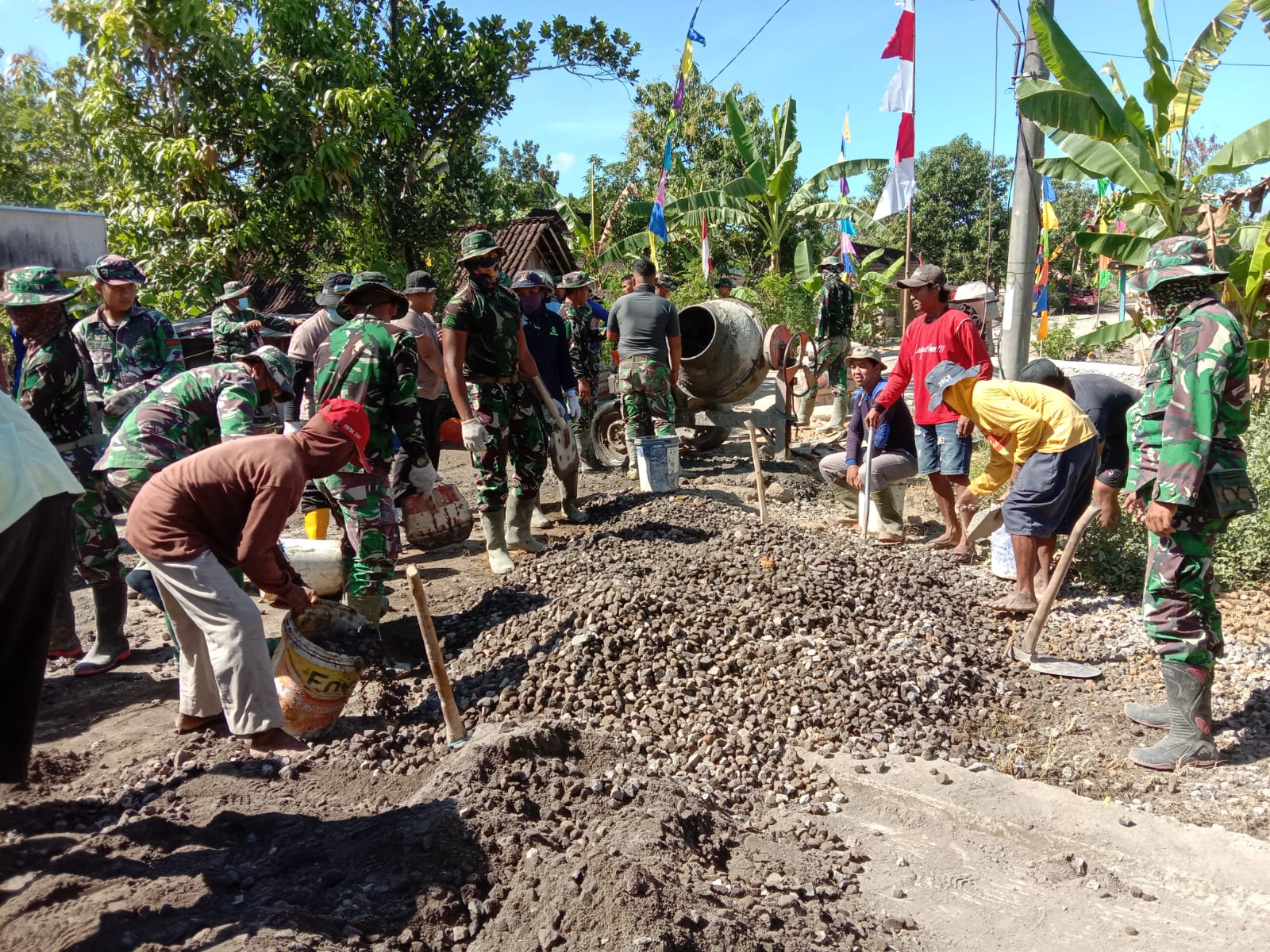 Kemanunggalan TMMD Merupakan Aktualisasi Peran TNI dalam Mewujudkan Seluruh Potensi Wilayah