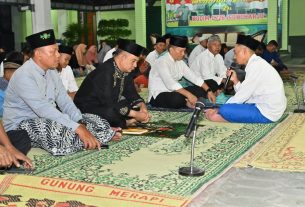 Kodim 0726/Sukoharjo Gelar Doa Bersama dengan para Santri dan anak-anak Yatim Piatu.