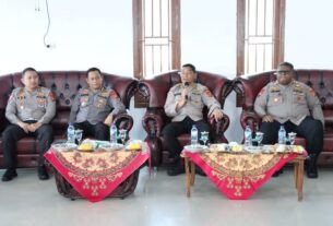 Serap Langsung Aspirasi Warga, Irwasda Polda Lampung Gelar Juma't Curhat di Menggala