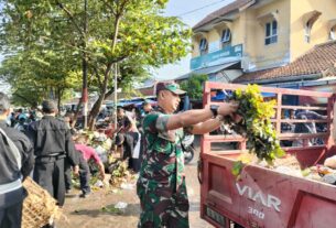 Kodim Sragen dan Pemkab sinergi perangi wabah penyakit di pasar Bunder