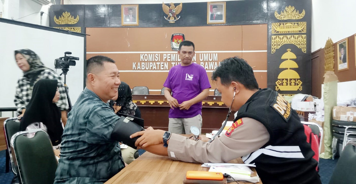 Polres Tulang Bawang Gelar Bakti Kesehatan Gratis di Kantor KPU, Ini Tujuan Utamanya
