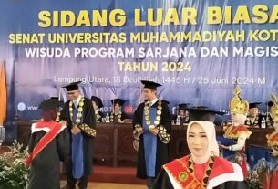 367 Mahasiswa UMKO Lampura di Wisudakan