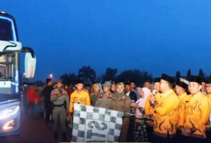 Sekdakab Lampura lepas Calon Jamaah Haji tahap ll