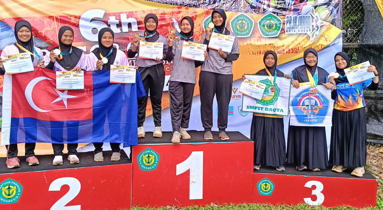 Adila + Meisya + Batrisya, Raih Medali Emas Divisi Compound Umum Putri Kejuaraan Panahan BOAC Piala Presiden RI