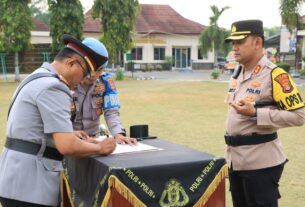 Polres Lampung Utara Gelar Upacara Penyerahan Jabatan Kabag Log, Kasikum dan Serah Terima Jabatan Kapolsek Bunga Mayang