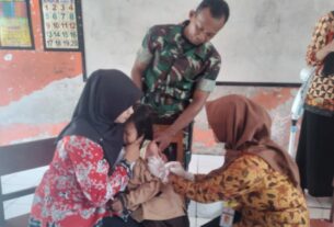 Babinsa Repaking Dukung Pelaksanaan Imunisasi Anak Sekolah