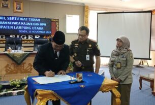 Pemkab Lampura Hibahkan Tanah Kepada Kejaksaan Negri Dan Pinjam Pakai Kendaraan Pada Kantor BPN.