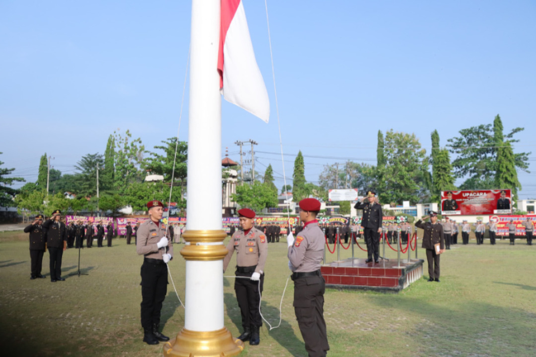 Polres Lampung Utara Gelar Upacara Peringatan Hari Pahlawan