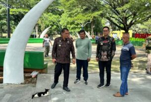 PJ. Bupati Lampura tinjau renovasi Islamic Center