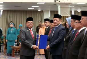 Pj. Gubernur Samsudin Lantik 12 Pejabat Pimpinan Tinggi Pratama Hasil Uji Kompetensi