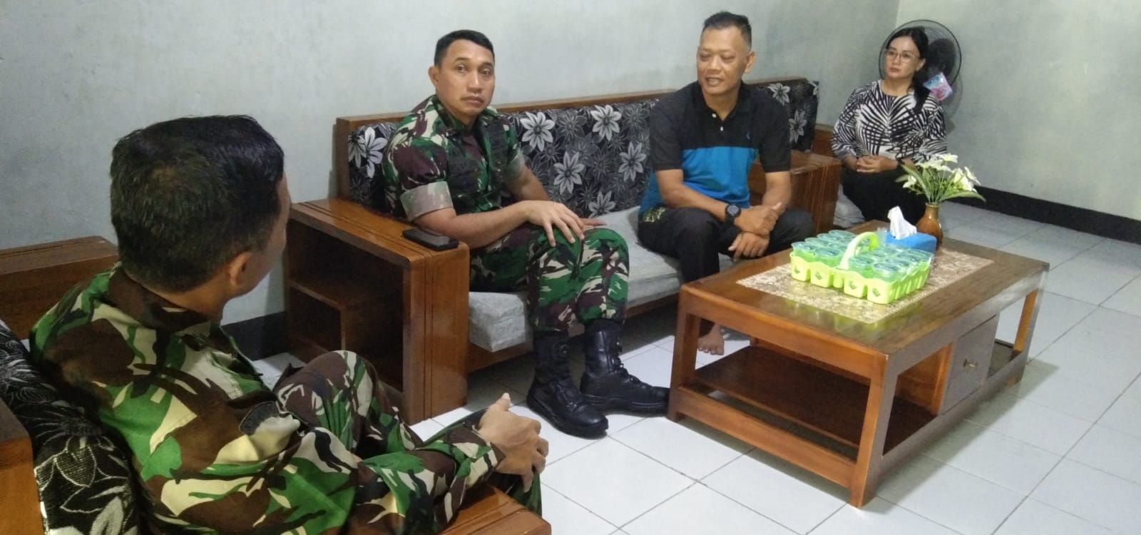 Wujud Kepedulian, Dandim 0735/Surakarta Anjangsana Jenguk Anggota Yang Sakit Dan Berikan Motivasi
