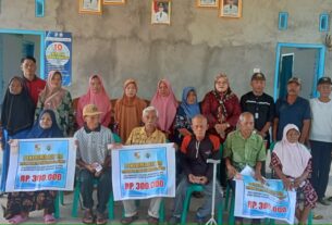 Tiyuh Karta tanjung selamat salurkan BLT-DD kepada 20 KPM